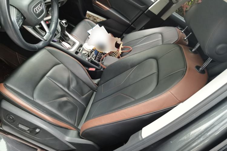 Used Audi Q3 2020 35 TFSI Fashionable and Elegant Model Left Front Seat