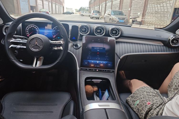 Used Mercedes-Benz C-Class 2022 Restyled C 260 L Sport Edition Center Console
