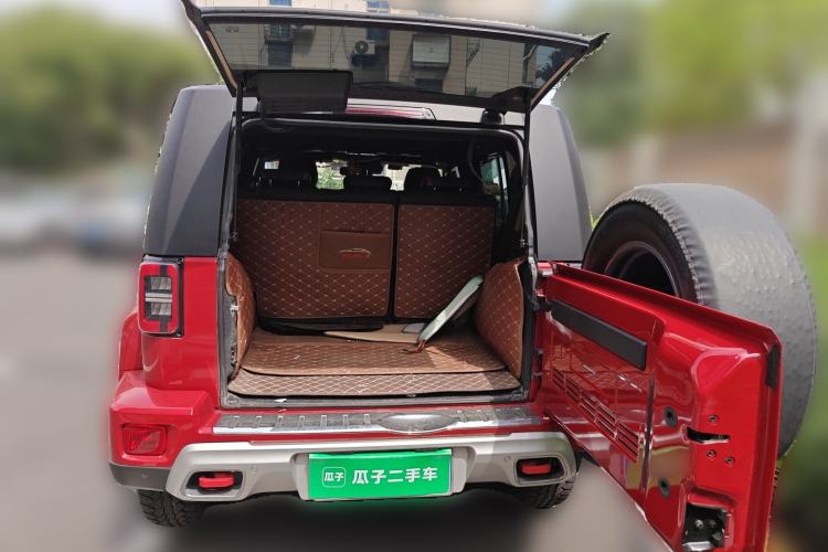 Used BAIC Off-Road BJ40 2022 2.0T Automatic Four-Wheel Drive Ring of the Tower Champion Edition Trunk