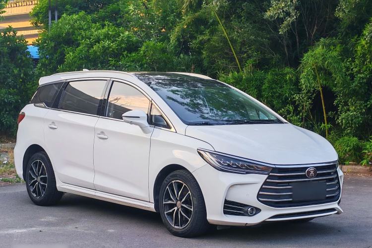 Used BYD Song MAX 2017 1.5T Automatic Smart Connect Prestige 7-Seater