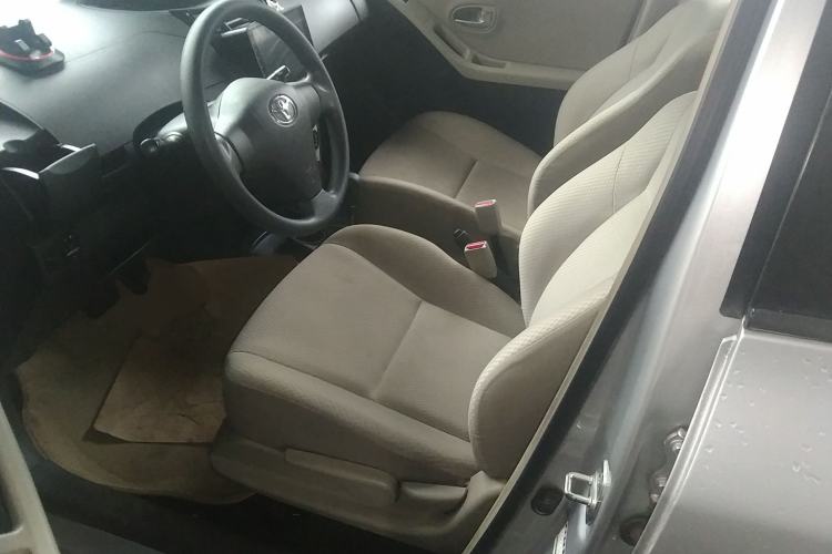 Used Toyota Yaris 2009 1.6E Automatic Comfort Edition Left Front Seat