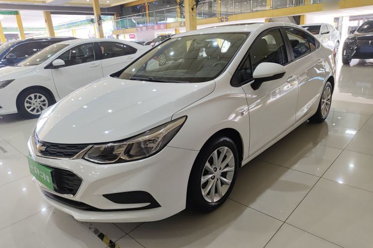 Used Chevrolet Cruze 2018 320 Automatic Pioneer Sunroof Edition