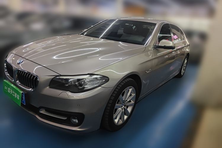 Used BMW 5 Series 2013 530Li Leading Model
