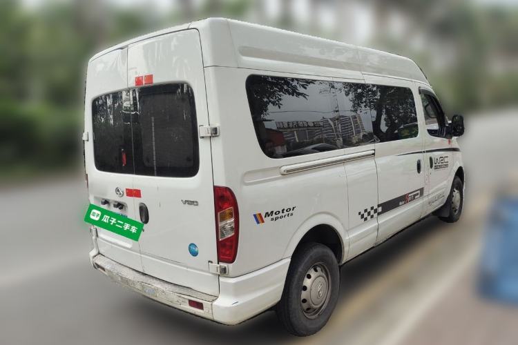 Used SAIC MAXUS Xintu V80 2021 2.0T Manual Classic Aoyuntong 127 PS Mid-axle Mid-roof 6/7/8/9-Seater