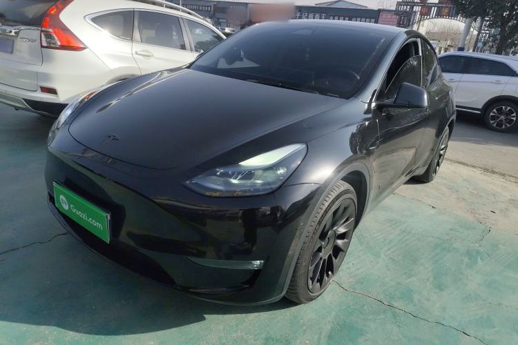 Used Tesla Model Y 2023 Long-Range All-Wheel-Drive Version
