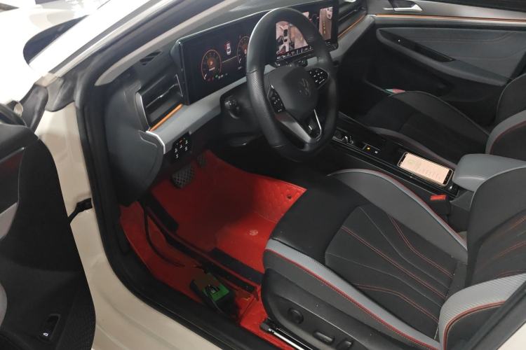 Used Volkswagen Lamando 2023 Lavida L 280TSI DSG Cool & Spicy Edition Driver Seat