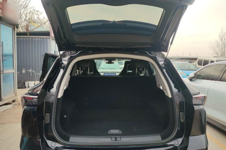 Used JETOUR Dashing 2025 1.5T DCT Youth UP Trunk