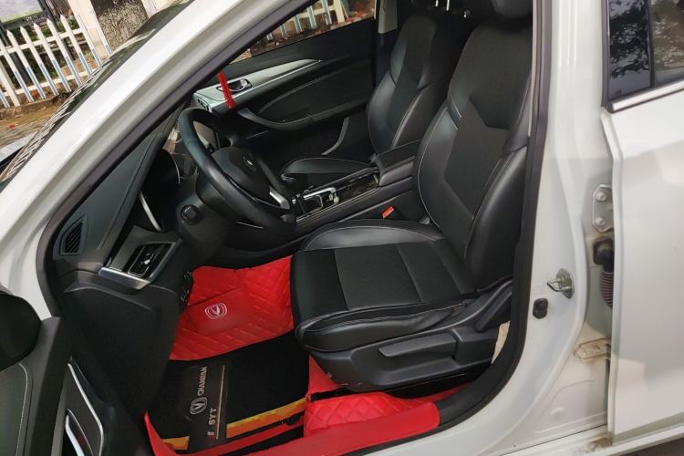 Used Changan Eado 2019 High-Energy Edition 1.6L GDI Manual Pioneer Model China VI Standard
