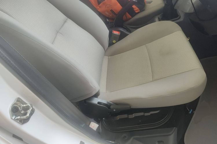 Used Jinbei Hiace X30 2024 1.5L Champion Edition Passenger Vehicle 5/6/7 Seats
