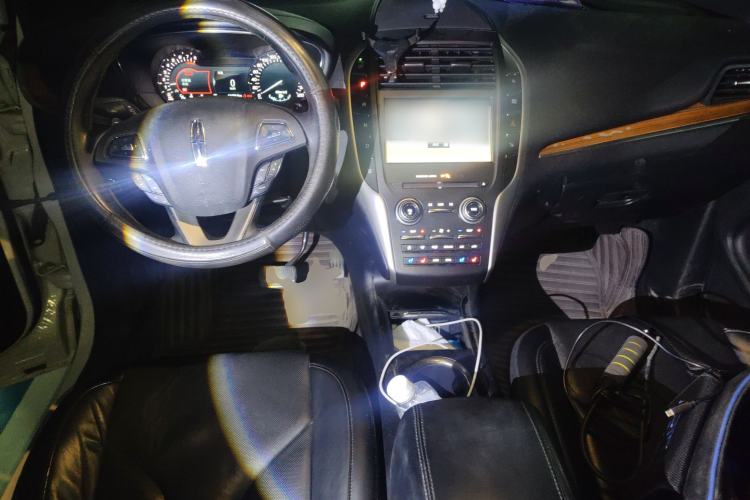 Used Lincoln MKC 2018 2.0T Two-Wheel Drive Deluxe Edition