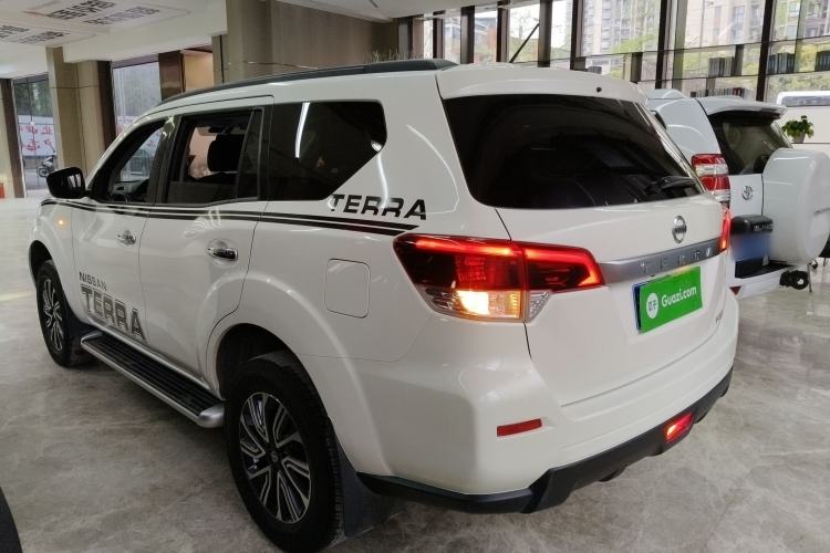 Used Nissan Terra 2020 2.5L XE Manual Two-Wheel-Drive Elite Edition Exterior 2