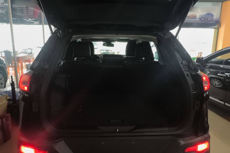 Used Jeep Cherokee 2017 2.0L Superior Edition