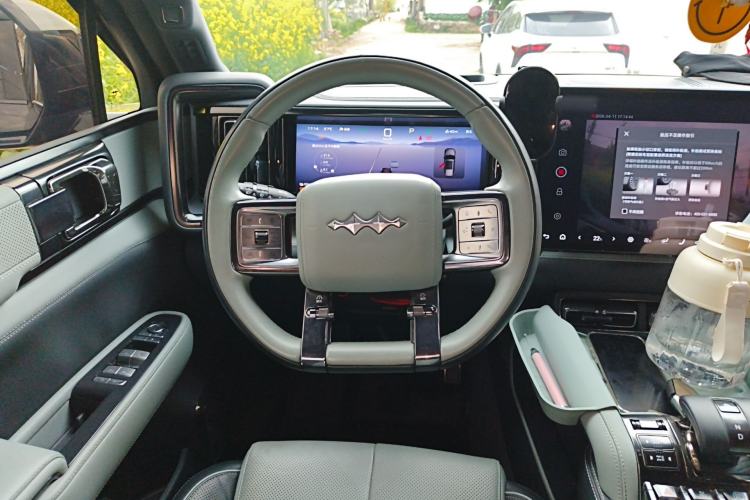 Used Formula Leopard 5 2023 Navigator Edition Steering Wheel