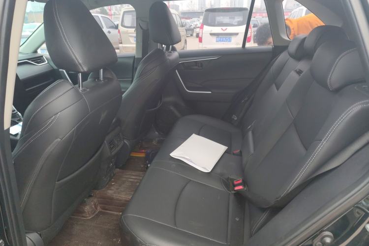 Used Toyota Wildlander 2023 2.0L CVT Two-Wheel Drive Leading Edition