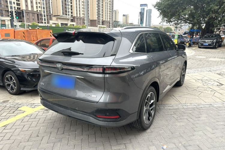 Used CHANGAN CS75 PLUS 2025 4th Generation 1.5T New Blue Whale Smart Luxury Edition Exterior 5