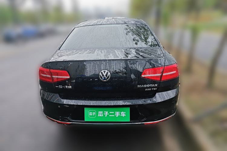 Used Volkswagen Magotan 2018 330TSI DSG Advanced Model Rear