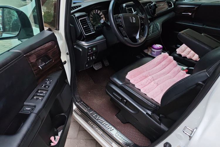 Used Honda Elysion 2016 2.4L Luxury Edition