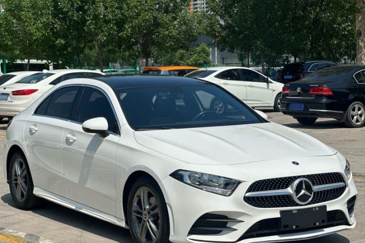 Used Mercedes-Benz A-Class 2020 Facelift A 180 L Sport Sedan Special Configuration Exterior 2