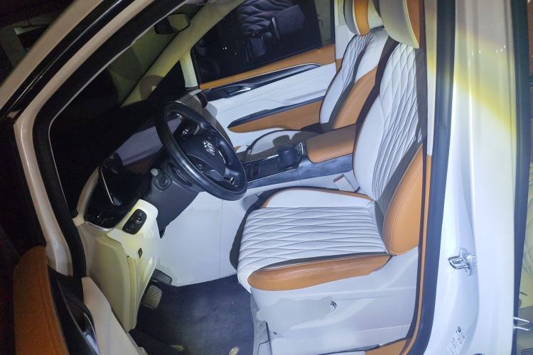 Used Buick GL8 2021 ES Landtrek 653T Comfort Edition
