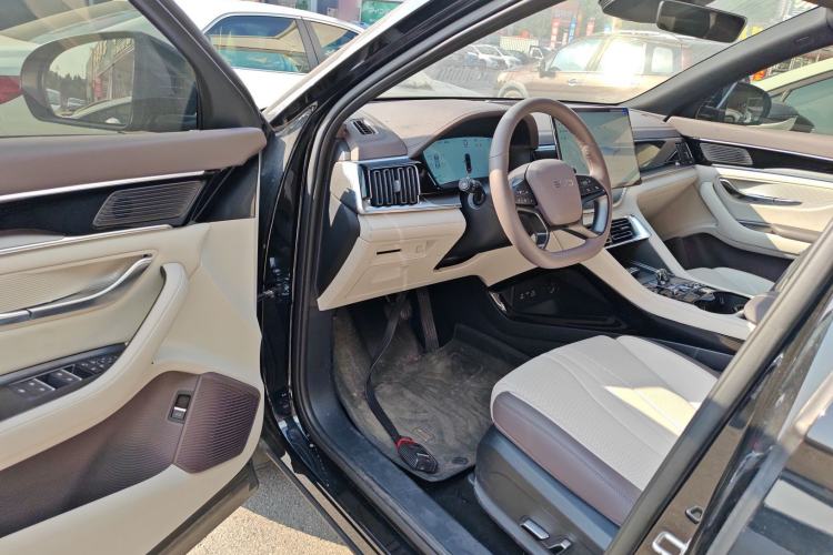 Used BYD Song PLUS New Energy 2025 DM-i Smart Drive 112KM Prestige Model
