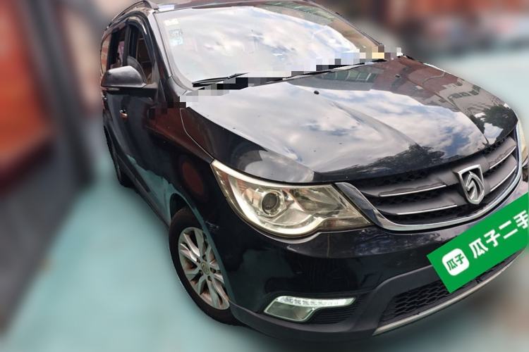 Used Baojun 730 2015 1.8L Manual Luxury Navigation ESP Version 7-seater
