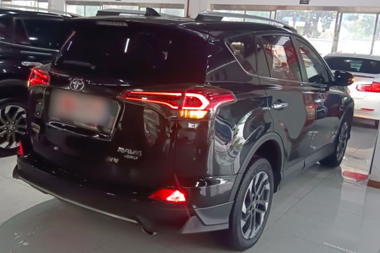 Used Toyota RAV4 2016 2.5L Automatic 4x4 Elite Edition