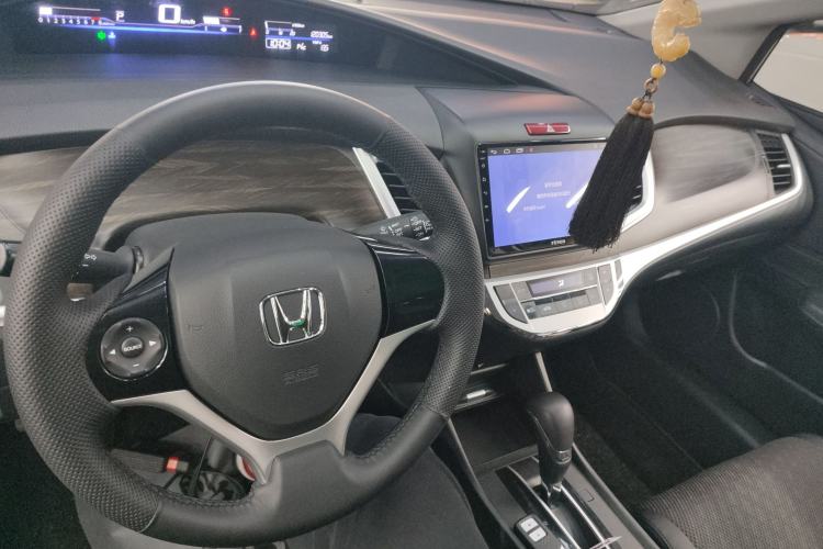 Used Honda Jade 2017 1.8L automatic Comfort version 5 seats