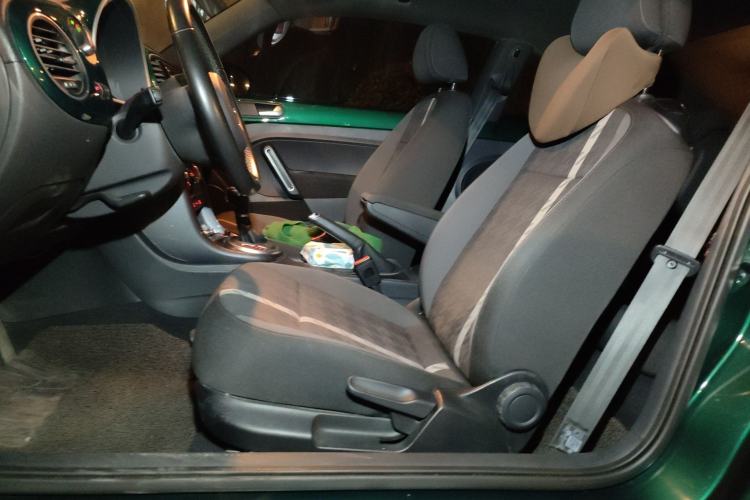 Used Volkswagen Beetle 2017 180TSI Emerald Classic Edition Left Front Seat