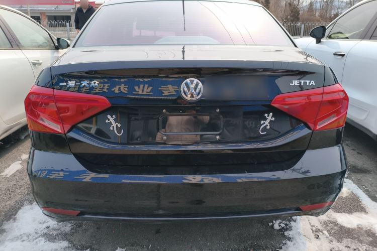 Used Volkswagen Jetta 2017 1.4L Manual Fashion Edition