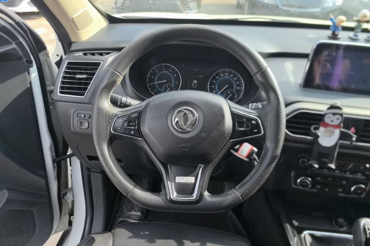 Used Dongfeng Fengon S560 2018 1.8L Manual Comfort 7-Seater Steering Wheel