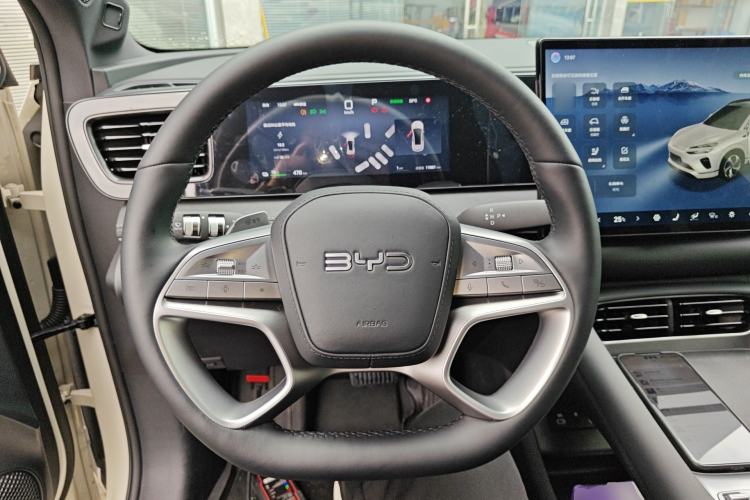 Used BYD Sealion 06 New Energy 2025 Model EV 605 Navigation Pro Edition Steering Wheel