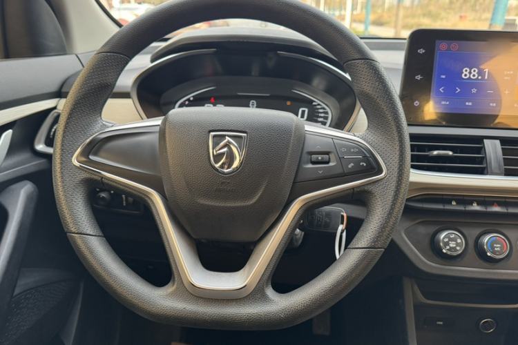 Used Baojun 360 2019 Revised Version 1.5L Manual Elite China VI
