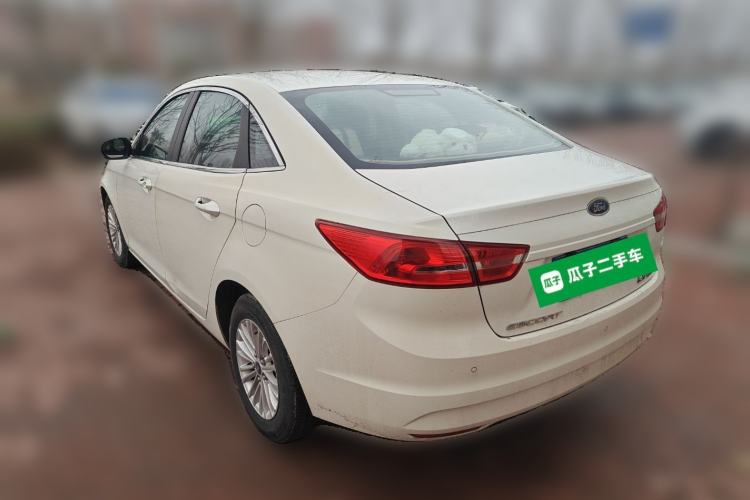 Used Ford Escort 2015 1.5L Manual Comfort Model
