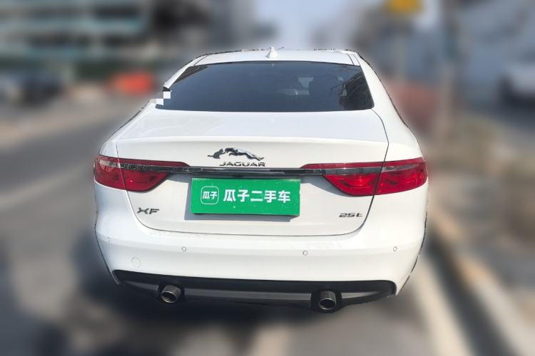 Used Jaguar XF 2016 XF 2.0T Two-Wheel-Drive Luxury Edition