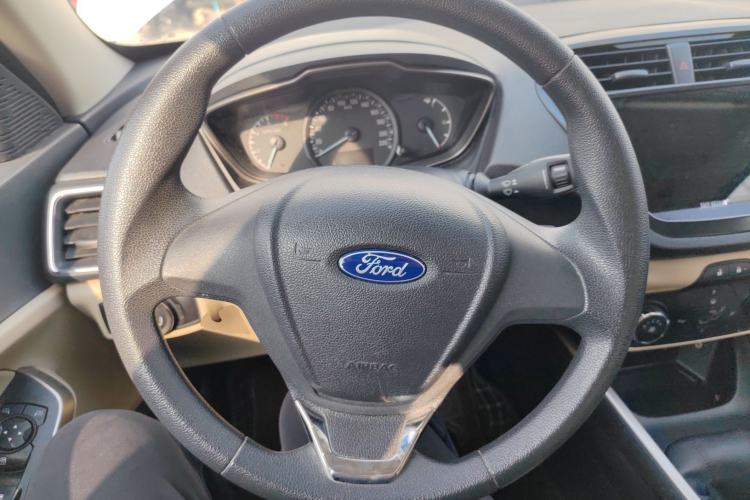Used Ford Escort 2017 Revised Version 1.5L Manual Comfort Edition
