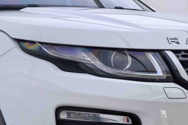 Used Land Rover Range Evoque 2018 240 PS SE Smart Brilliance Edition Exterior 9