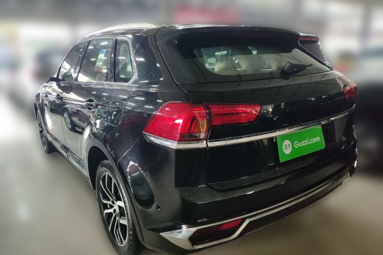 Used Zotye Domy X7 2017 Upgraded Edition 2.0T DCT Huangshan Model 7 Seats Rear Left 45 Deg