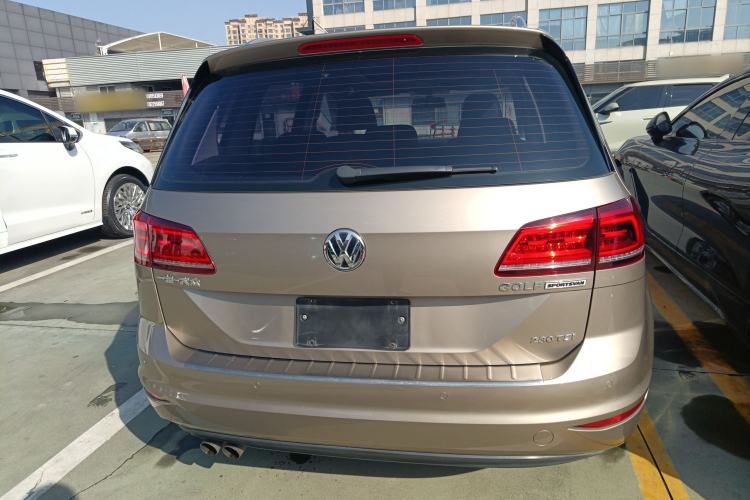 Used Volkswagen Golf Sportsvan 2018 230TSI Automatic Trend Edition