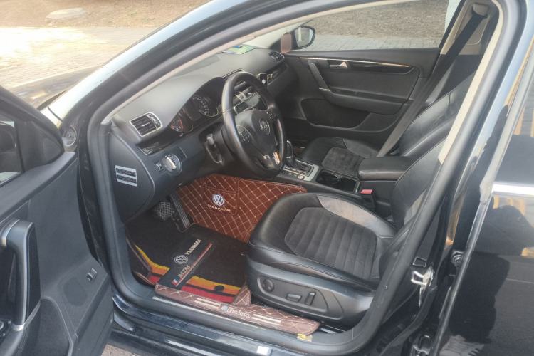 Used Volkswagen Magotan 2015 1.8TSI Luxury Model Driver Seat