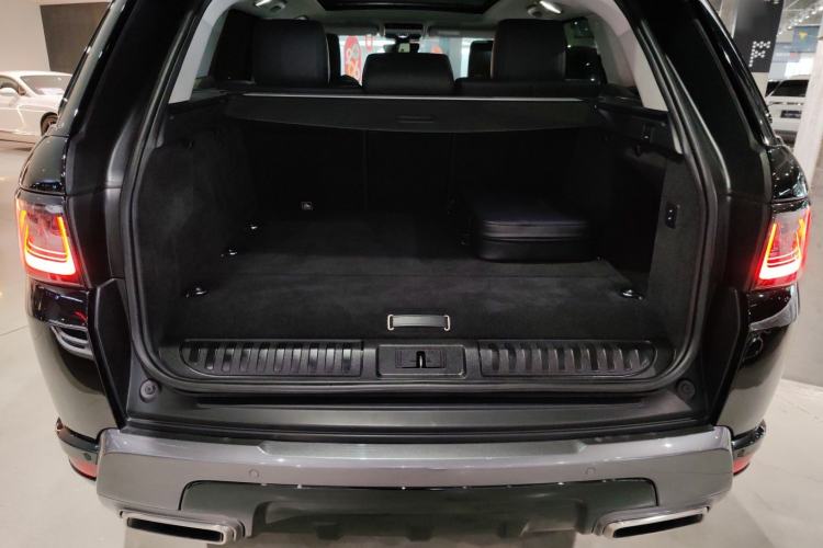 Used Land Rover Range SportNew Energy 2019 P400e HSE Trunk