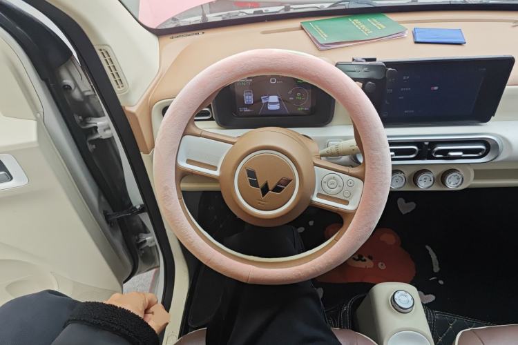 Used Wuling Hongguang MINIEV 2024 3rd Generation 215km Advanced Version