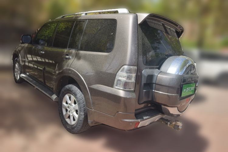 Used Mitsubishi Pajero 2011 3.0L Elite Edition Rear Left 45 Deg