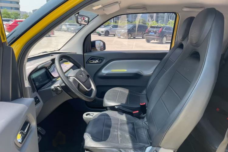 Used Wuling Hongguang MINIEV 2021 Macaron Premium Model – Lithium Iron Phosphate Interior 2