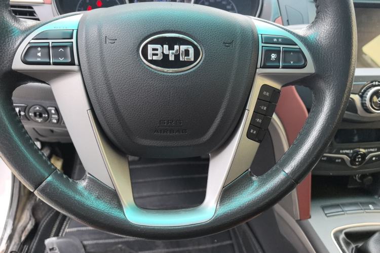 Used BYD G5 2014 1.5TI Manual Luxury Edition
