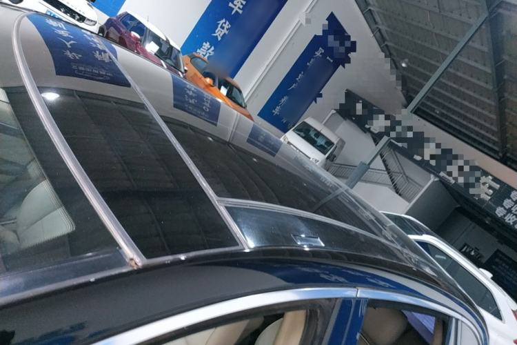 Used Mercedes-Benz R-Class 2014 R 320 4MATIC Luxury Model