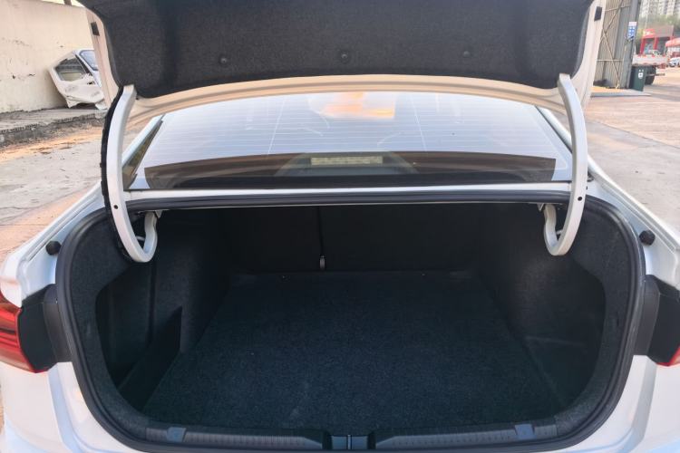 Used Volkswagen Bora 2019 1.5L Manual Comfort Version
