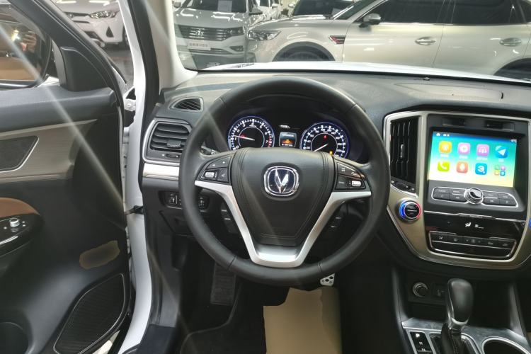 Used CHANGAN CS95 2017 2.0T Two-Wheel Drive Zhitu Edition Steering Wheel