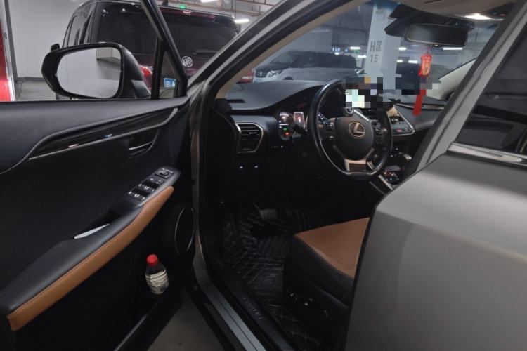 Used Lexus NX 2018 300h All-Wheel-Drive FENGZHI Edition China V Emission Standard
