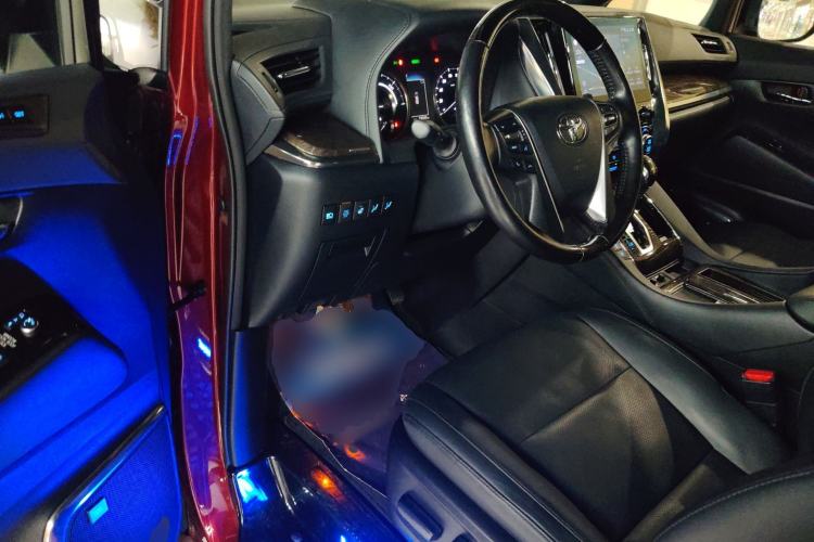 Used Toyota Vellfire 2021 Crown Dual-Engine 2.5L HV Prestige Edition
