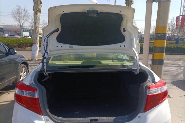 Used Toyota Vios 2014 1.5L Automatic ZhiZhen Edition Trunk